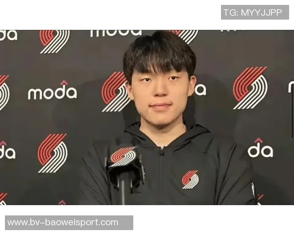 杨瀚森回应记者提问称将与克林根联手对抗比卢普斯 杨瀚森回应记者提问称将与克林根联手对抗比卢普斯