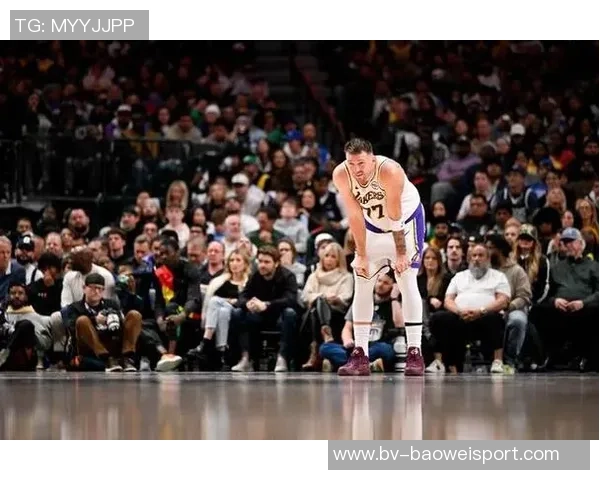 杰弗森分析雄鹿需耐心等待联盟竞价独行侠若卖东契奇将遭重创 杰弗森分析雄鹿需耐心等待联盟竞价独行侠若卖东契奇将遭重创