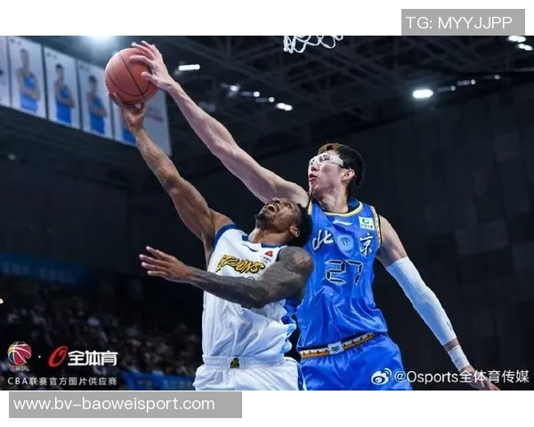 周琦全能表现助力球队8投4中斩获12分14篮板2助攻2盖帽6前场板展现实力